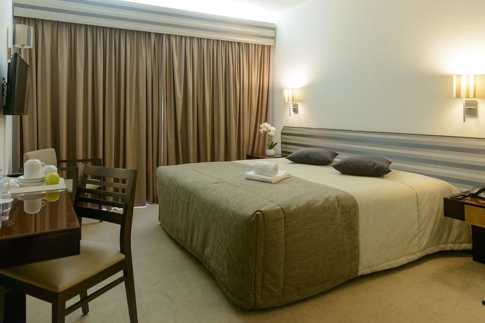 Nova Cruz Hotel Santa Maria da Feira Extérieur photo